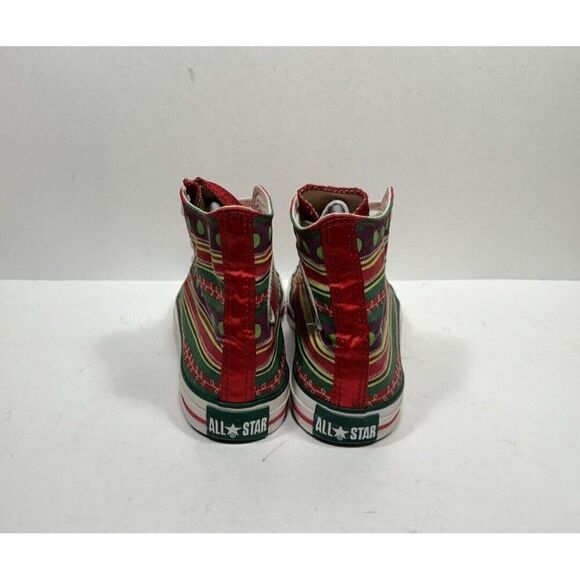 Converse Chuck Taylor Christmas High Sneakers Wrapping Paper Ornament Womens 9 - Picture 4 of 10